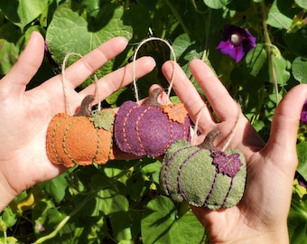 Small Felt Pumpkin Ornaments |Autumn Decor for Fall Thanksgiving Decorations