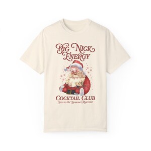Camisa de martini espresso del club de cócteles Big Nick Energy Camisa fea de Navidad de Papá Noel retro Regalos divertidos de Papá Noel Colores cómodos para amigos Talla grande Ivory