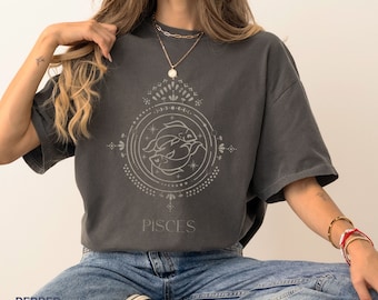 Pisces T-Shirt Vintage Boho | Comfort Colors | Distressed look |  Zodiac Tee | Plus Sizes Available | Pisces Gift