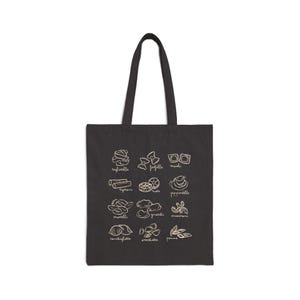 Pasta Canvas Tote Bag Italy Bag Tomato Girl Summer Foodie Tote Bag Nonna Gifts Italia Bag Vegan Pasta Gift Old Money Aesthetic Foldable Tote Black