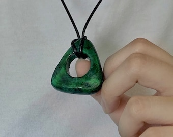 Coraline seeing stone necklace