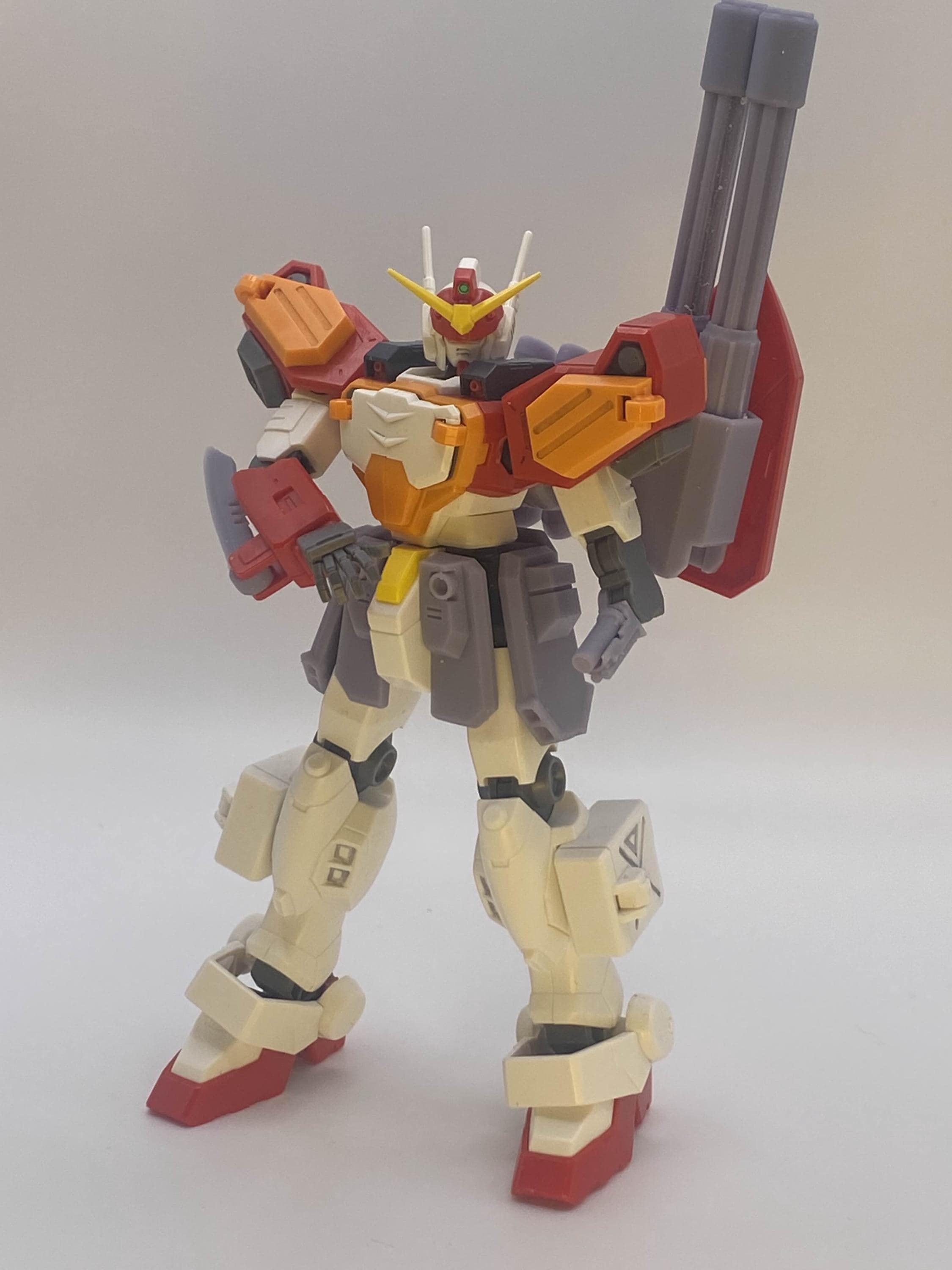 GUNDAM HEAVYARMS モデルキット Amazon.com: Gundam Heavyarms (Gundam Model Kits) : Arts
