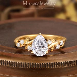 Leaf Branch Pear Moissanite Engagement Ring Art Deco Diamond Cluster Bridal Wedding Ring 14k Solid Gold Promise Ring for Women Gift for Wife