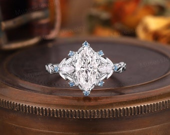 Fede nuziale vintage in moissanite con taglio marquise Anello di fidanzamento in oro bianco 14k con arte floreale Anello di promessa con foglia a grappolo di zaffiro naturale unico