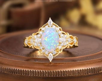 Oval Weißer Feueropal Verlobungsring Vintage Marquise Diamant Halo Verlobungsring 14k Gold Feueropal Versprechen Ring zierlicher Brautring