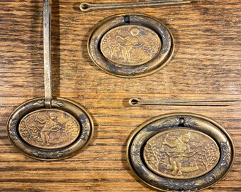Hepplewhite Oval Drawer Pulls with Cupid Antique Patina Lot of 3 NOS