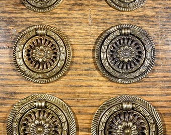 Colonial Revival Rosette Ring Pull by QCL Old World Brass