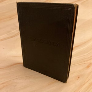1922 The New Testament Holy Bible - (Ref x186)