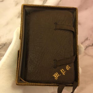 Vintage Oxford Text Bible with Church Hymnary – Leather Wrap Cover - Ref x513