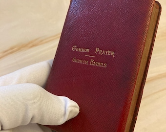 Red Vintage Mini Common Prayer Church Hymns book - Ref x286