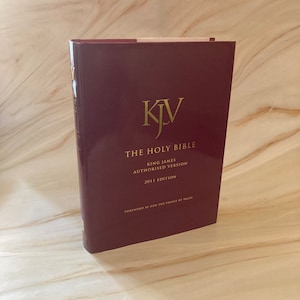 Rare KJV Holy Bible 2011 - Prince of Wales Edition King James Authorised Version - (Ref X83)