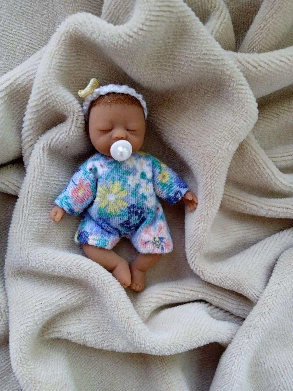 My Mini Baby by Zuru : r/Dolls