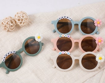 Floral Daisy Girls Personalized Name Sunglasses|UV400 Protection |Toddler Gift|Kids Gift | Kids Personalized Sunglasses