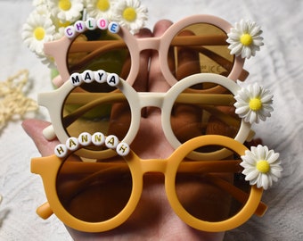 Gänseblümchen Mädchen Sonnenbrille mit Namen |UV400 Schutz |Kleinkind Geschenk|Kinder Geschenk | Kinder personalisierte Sonnenbrille