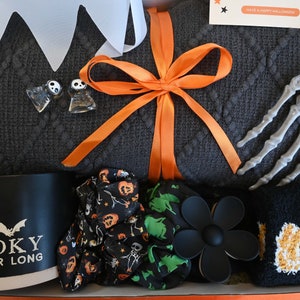 Women&#39;s Halloween Box,Fall Gift Box,Halloween Gift Box with SPOOKY MUG,Halloween Gift Box for her, Halloween Gift Box for Daughter,Scary