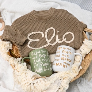 Neue Eltern Geschenkbox mit benutzerdefiniertem Pullover, geschlechtsneutrales Geschenk, neues Babygeschenk, Schwangerschaftsgeschenk, Mutter und Babypartygeschenkset, Geschenk nach der Geburt