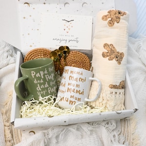 New Parents Gift Box,Gender Neutral Gift,New Baby Gift,Gender Reveal Gift,Pregnancy Gift, Family And Baby Gift Set,Postpartum Gift