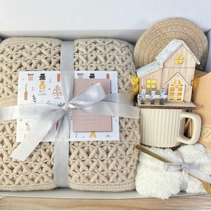 Christmas gift box, Hygge gift box,Healthy Christmas Gift Ideas, Christmas gift basket with Blanket,Wooden House with light,Tea lover Gift