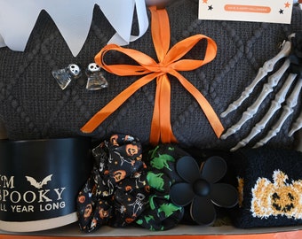 Women's Halloween Box,Fall Gift Box,Halloween Gift Box with SPOOKY MUG,Halloween Gift Box for her, Halloween Gift Box for Daughter,Scary