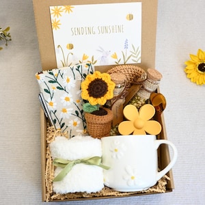 Mother‘s Day Sending Sunshine Gift For Mom,Warm and Cozy Gift Box With Blanket,Hygge Gift Box For Her,Sympathy gift box,Hug in a box