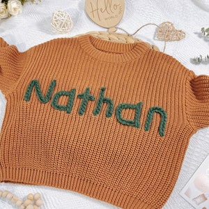 Custom baby name gift,hand embroidered baby sweaters,Custom Newborn gift, Baby shower gift, Birthday gift for baby boy and girl,new mom gift zdjęcie 5