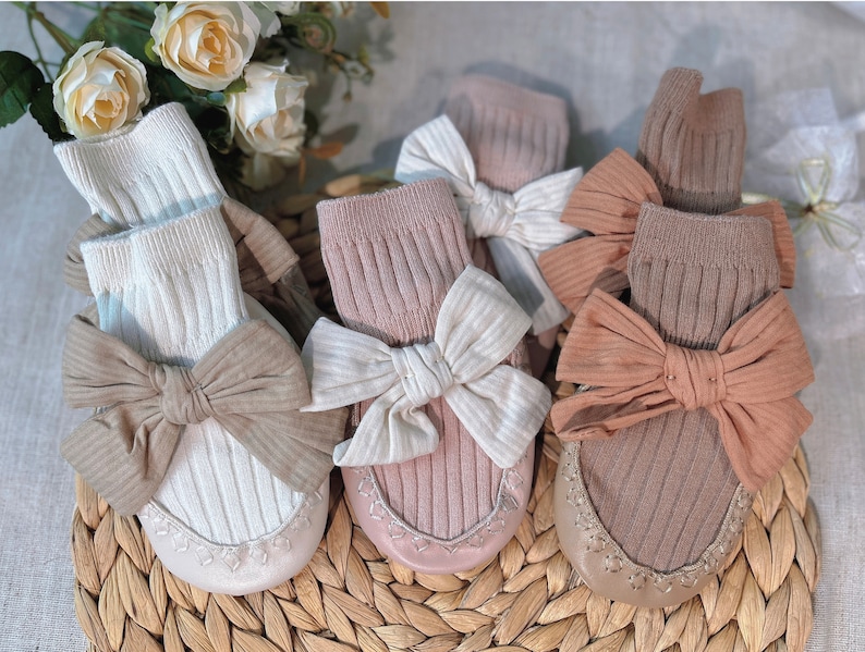 New baby girl gift set with blanket,New mom gift, pregnancy gift, baby shower gift, Baby Hamper,new mom gift, postpartum gift for new mom image 4