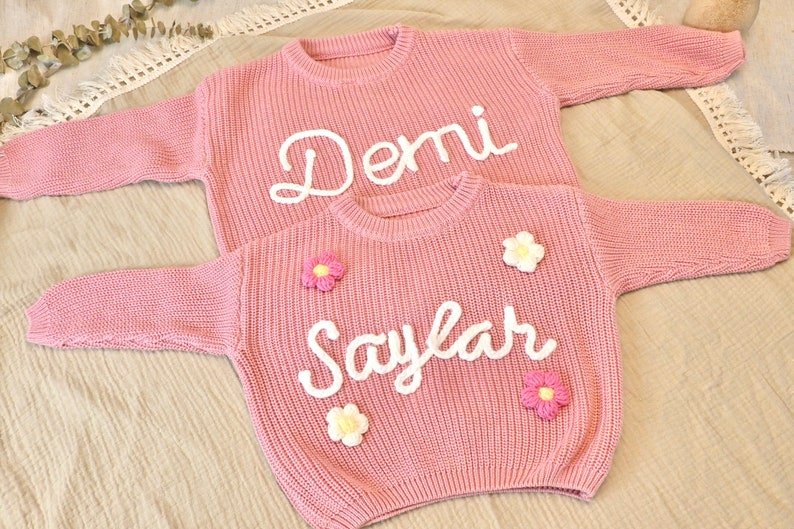 Custom baby name gift,hand embroidered baby sweaters,Custom Newborn gift, Baby shower gift, Birthday gift for baby boy and girl,new mom gift zdjęcie 2