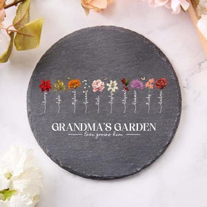 Gradma&#39;s Garden Stone, Love Grows Here Garden Stone Gift For Mom, Custom Birth Month Flower Garden Stone, Mother&#39;s Day Gift, Birthday Gift