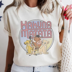Disney Lion King Retro Hakuna Matata Simba Timon Pumbaa T-Shirt, Animal Kingdom Shirt, Disneyland Family Matching Shirt, Disney Vacation Tee