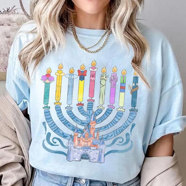 Disney Princess Happy Hanukkah menorah-inspirerad t-shirt, Festival of Lights Party judisk högtid t-shirt, Disneyland semester familjeresa gåvor