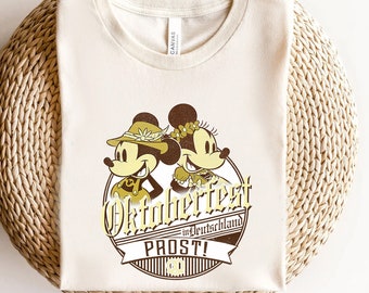 Disney Mickey & Friends Oktoberfest In Deutschland Shirt, Mickey und Minnie T-Shirt, Disneyland Familie Passendes Shirt, Magic Kingdom