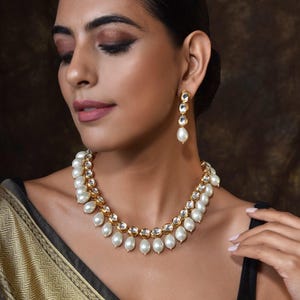 White Gold Tone Kundan Necklace Set with Pearls/ Gift For Her/ Pearl Long Necklace/ Indian Wedding Necklace/ AD and CZ Diamond Necklace