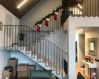 Minimalist and Modern Metal Handrails For Indoor and Outdoor Interior Metal Safety Handrails