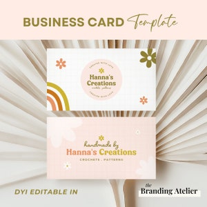 Carte de visite rétro avec fleurs - Modèle de carte de visite Canva - Modèle modifiable pour les petites entreprises - Branding vert et pêche - 14HC