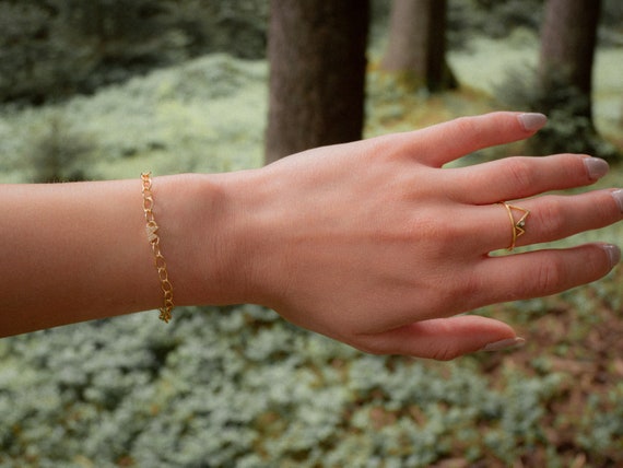 Bracelet, 18 carat gold or sterling silver