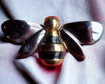 Vintage Liz Claiborne Bumble Bee Brooch