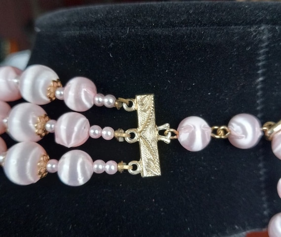 Vintage 3 Strand Pink Acrylic Bubble Bead Necklace - image 7