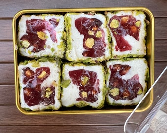 Pistazien- und Granatapfel-Geschenkbox für Turkische Freude - Handgemachte authentische Süßigkeit, Gourmet-Urlaubssüße