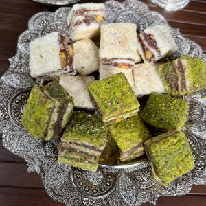 Deluxe Turkish Delight  with nuts and pistachio , World famous delight, Gift