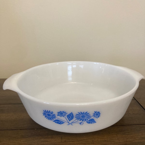 Vintage Anchor Hocking Fire King Oven Proof 2 Qt Dish/Cornflower Blue