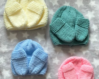 Knitted baby hat and mittens gift set