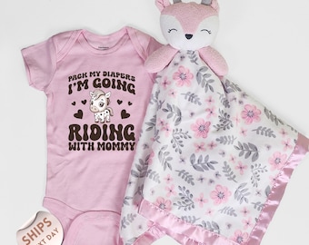 Pack my diapers i&#39;m going riding with mommy Baby Bodysuit and blanket, Horse newborn bodysuit, western baby gift, Baby Shower Gift, 2000722