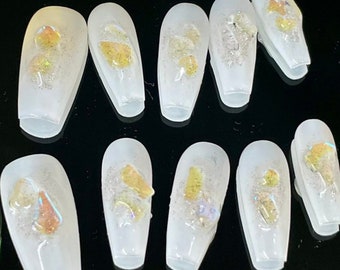 Artistic Handmade False Nail - White Crystal Coffin Press on Nails