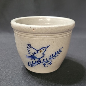 1980s David Eldreth salt glazed hand painted crock bowl blue gray with bird vintage collectible nottingham PA pottery clay pot ceramic