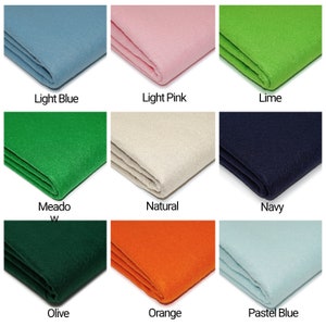 K&ouml;nnte beinhalten: Neun Stoffmuster in verschiedenen Farben: Hellblau, Hellrosa, Limettengr&uuml;n, Wiesengr&uuml;n, Natur, Marineblau, Olivgr&uuml;n, Orange und Pastellblau.