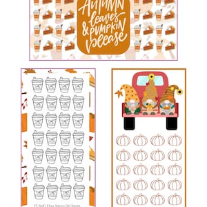 Peut inclure: Ensemble d'autocollants pour planificateur sur le thème de l'automne. Les autocollants comprennent des images de tasses à café, de tranches de tarte à la citrouille et de gnomes dans un camion rouge. Le texte "Autumn leaves & pumpkin please" est également présent.
