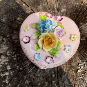 Vintage Pink Floral Trinket Box-Heart