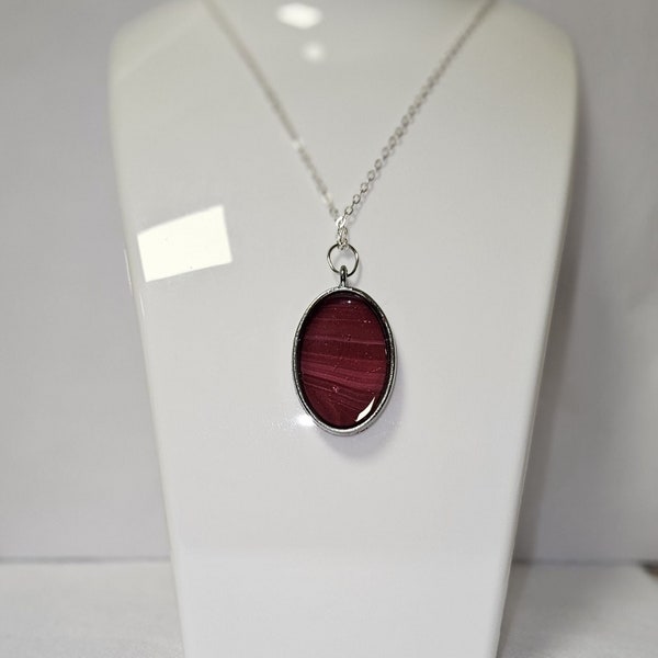 Collier oval rouge