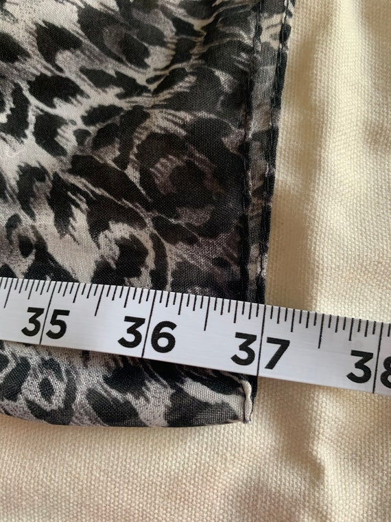 Vintage Black Leopard Print Natural Materials Large Scarf Shawl Neck Scarf Unique Fashion Trend View 5