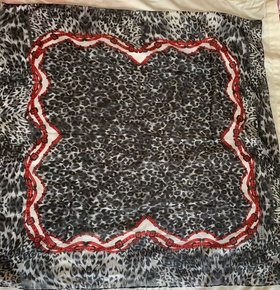 Vintage Black Leopard Print Natural Materials Large Scarf Shawl Neck Scarf Unique Fashion Trend View 3